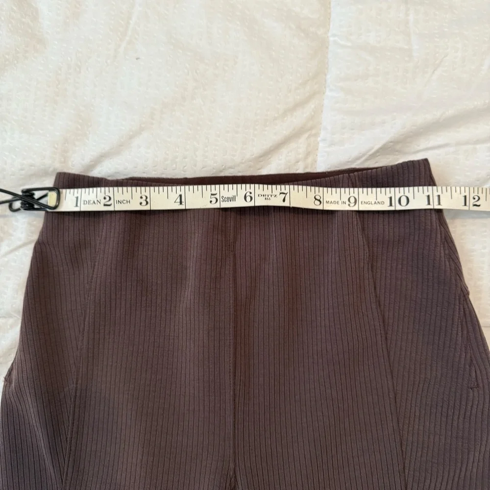 Lululemon ribbed soft stream flare espresso Brown Pants size 2